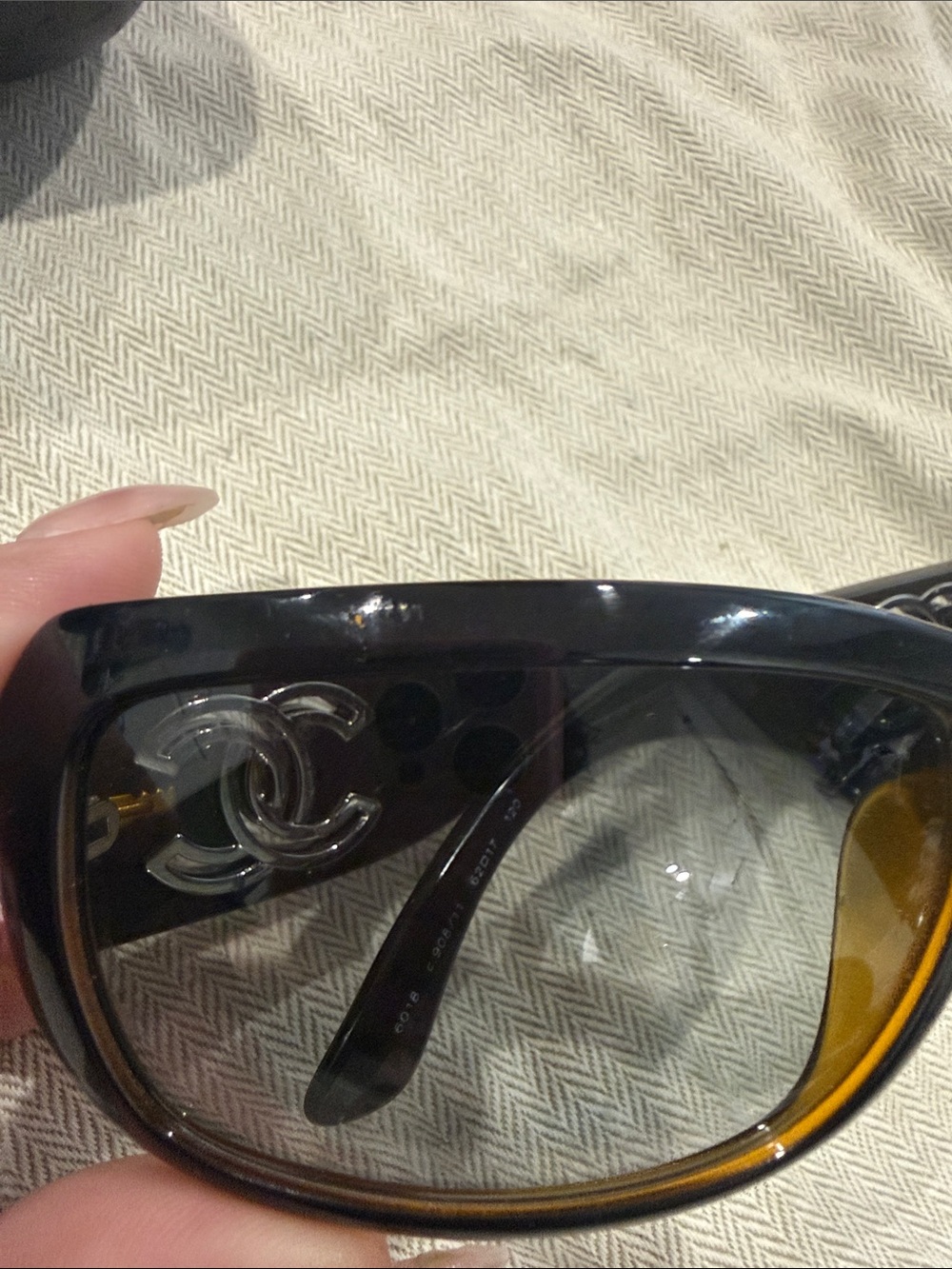 CHANEL Brown Black Tortoiseshell CC Logo Wrap Sunglasses - Picture 2 of 13